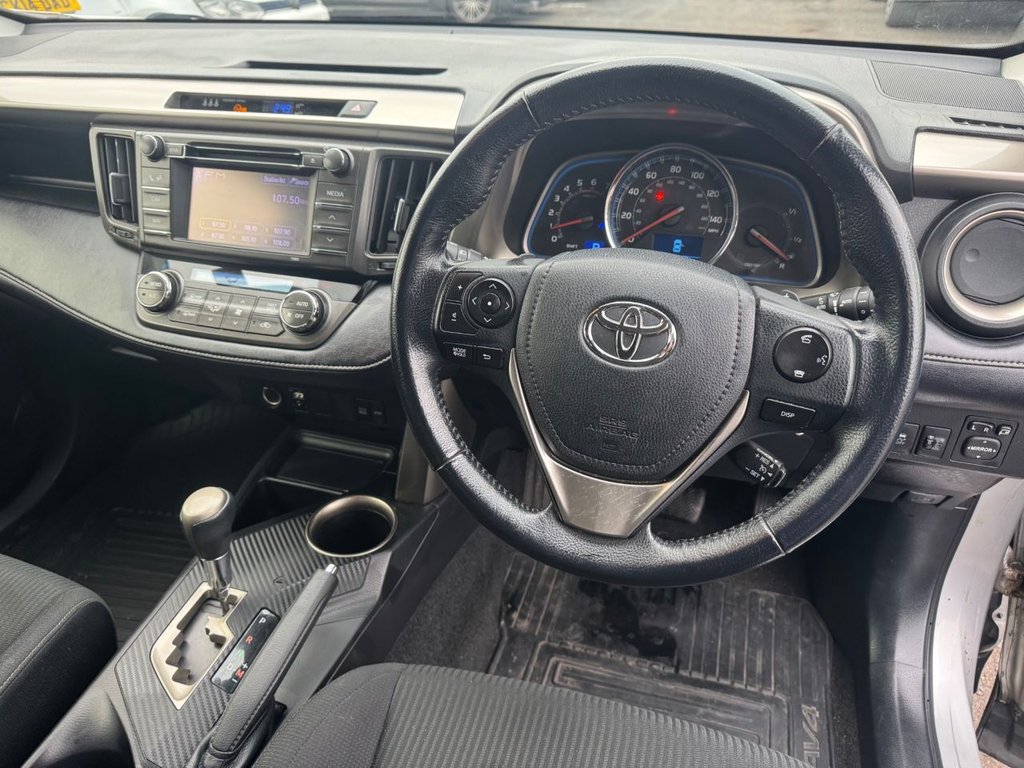 Used Toyota RAV4 2013 for sale - 77681084: Photo 9