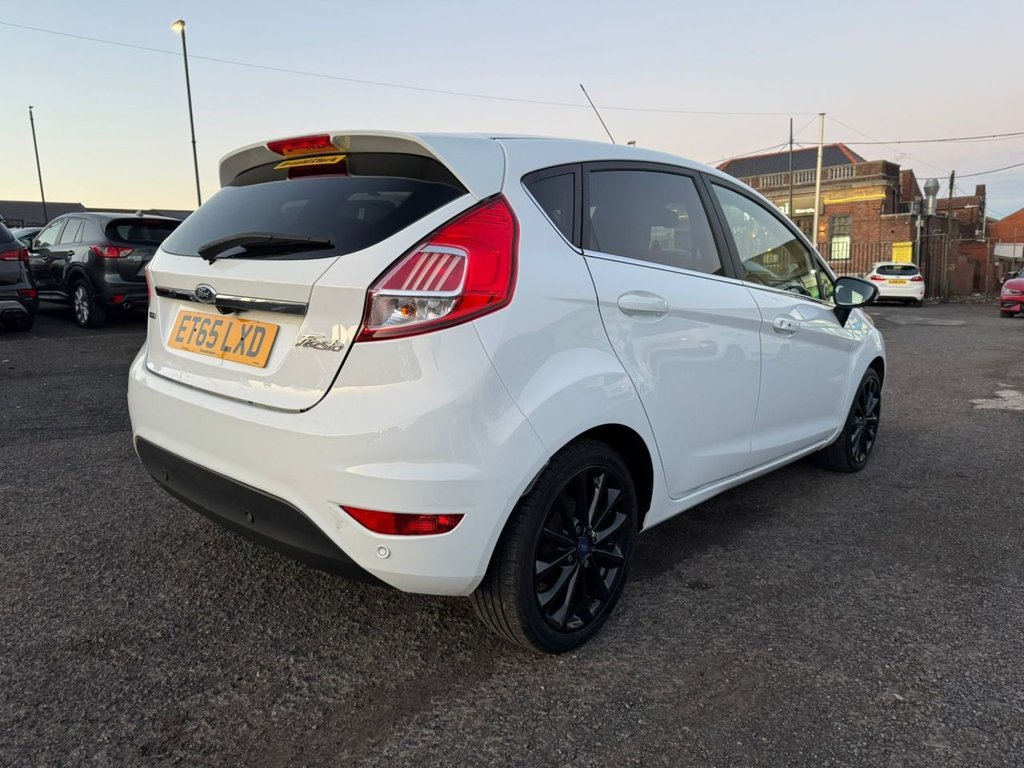 Used Ford Fiesta 2016 for sale - 76647676: Photo 2