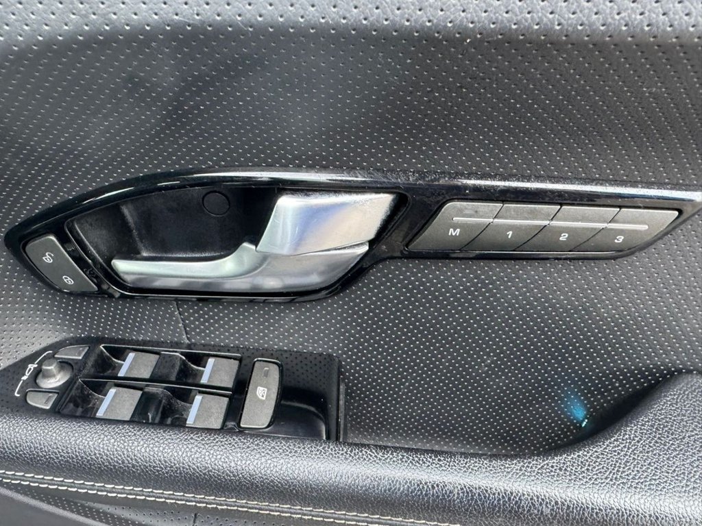 Used Land Rover Range Rover Evoque 2014 for sale - 77771033: Photo 13