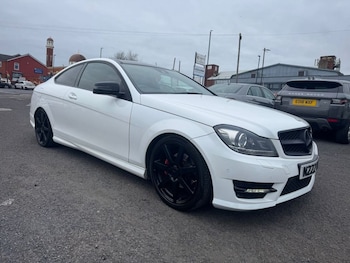 Used Mercedes-Benz C Class 2014 for sale - 78102709: Photo