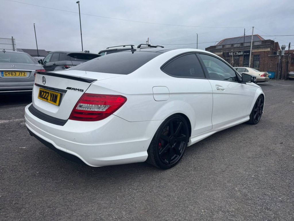 Used Mercedes-Benz C Class 2014 for sale - 78102709: Photo 2