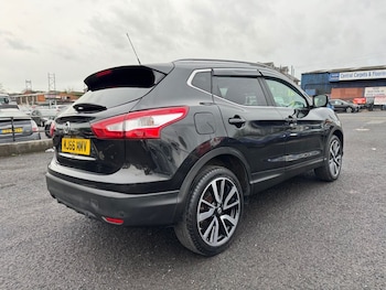 Used Nissan Qashqai 2016 for sale - 76841343: Photo