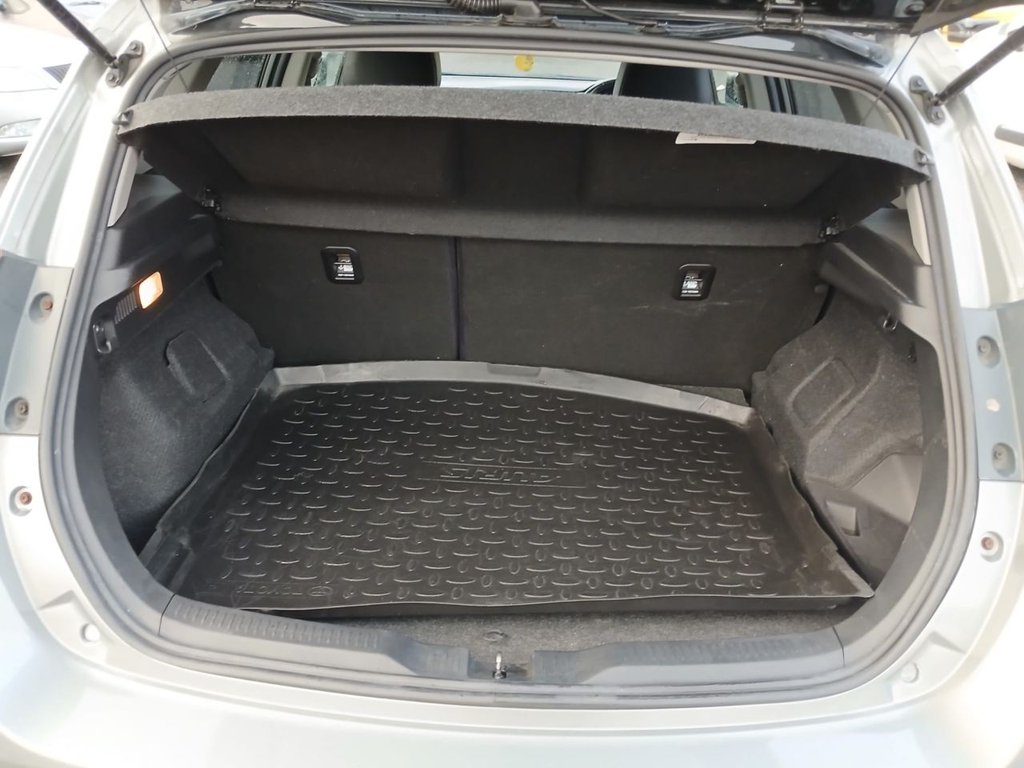 Used Toyota Auris 2017 for sale - 76396484: Photo 16