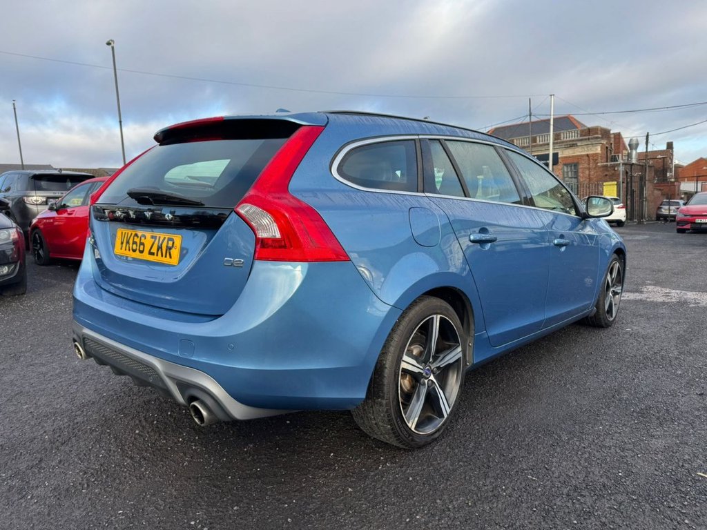 Used Volvo V60 2016 for sale - 77010089: Photo 2