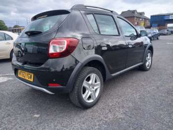 Used Dacia Sandero Stepway 2014 for sale - 74973772: Photo