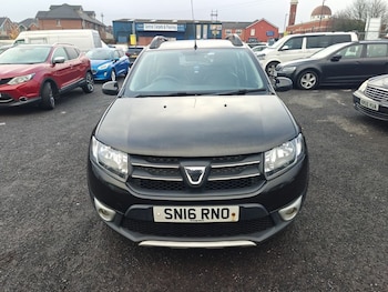 Used Dacia Sandero Stepway 2016 for sale - 77269179: Photo