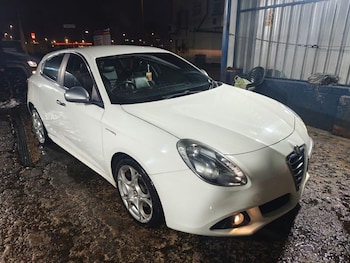 2010 (60) - 1.4 TB MultiAir Veloce 5dr