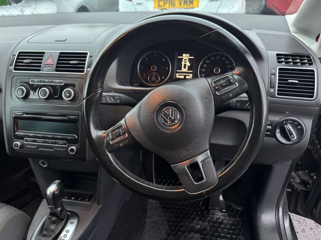 Used Volkswagen Touran 2014 for sale - 76986468: Photo 11