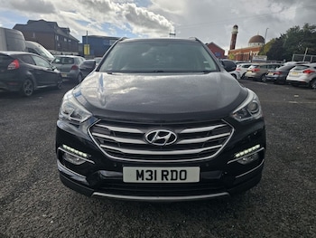 Used Hyundai Santa Fe 2016 for sale - 75947640: Photo