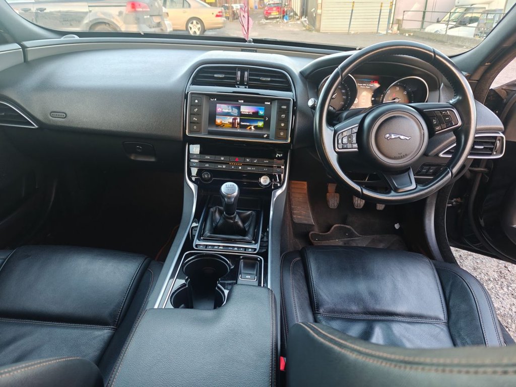 Used Jaguar XE 2015 for sale - 77050798: Photo 7