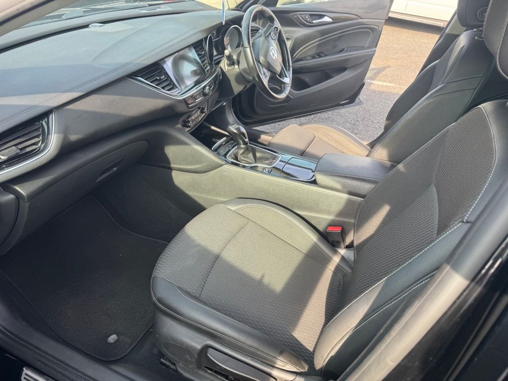 Used Vauxhall Insignia 2017 for sale - 77953016: Photo 17