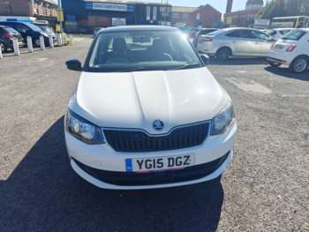 Used Skoda Fabia 2015 for sale - 75221111: Photo
