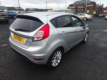 Used Ford Fiesta 2018 for sale - 77021816: Photo