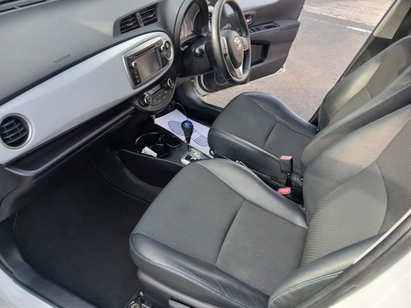 Used Toyota Yaris 2013 for sale - 75553997: Photo 10