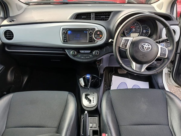 Used Toyota Yaris 2013 for sale - 75553997: Photo 11