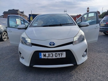 Used Toyota Yaris 2013 for sale - 75553997: Photo