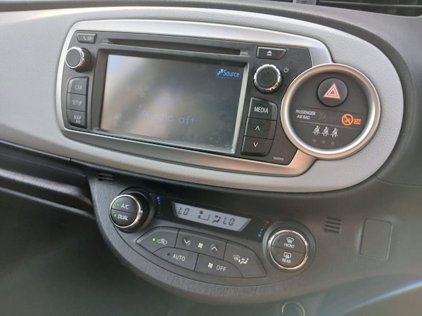 Used Toyota Yaris 2013 for sale - 75553997: Photo 6