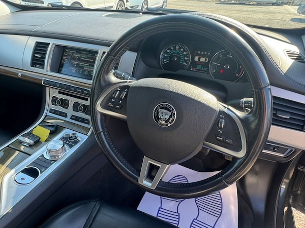 Used Jaguar XF 2014 for sale - 75509416: Photo 6
