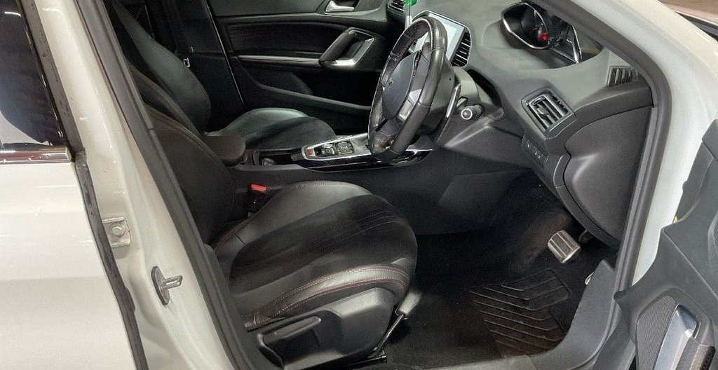 Used Peugeot 308 2017 for sale - 76552056: Photo 3