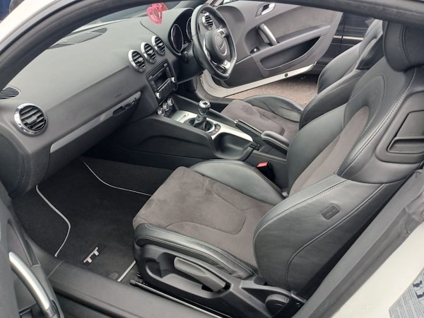 Used Audi TT 2010 for sale - 76202890: Photo 7