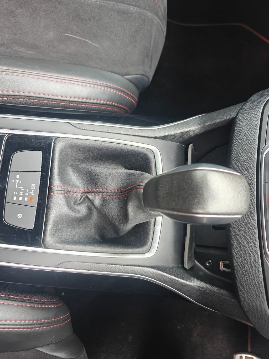 Used Peugeot 308 2017 for sale - 76711632: Photo 7