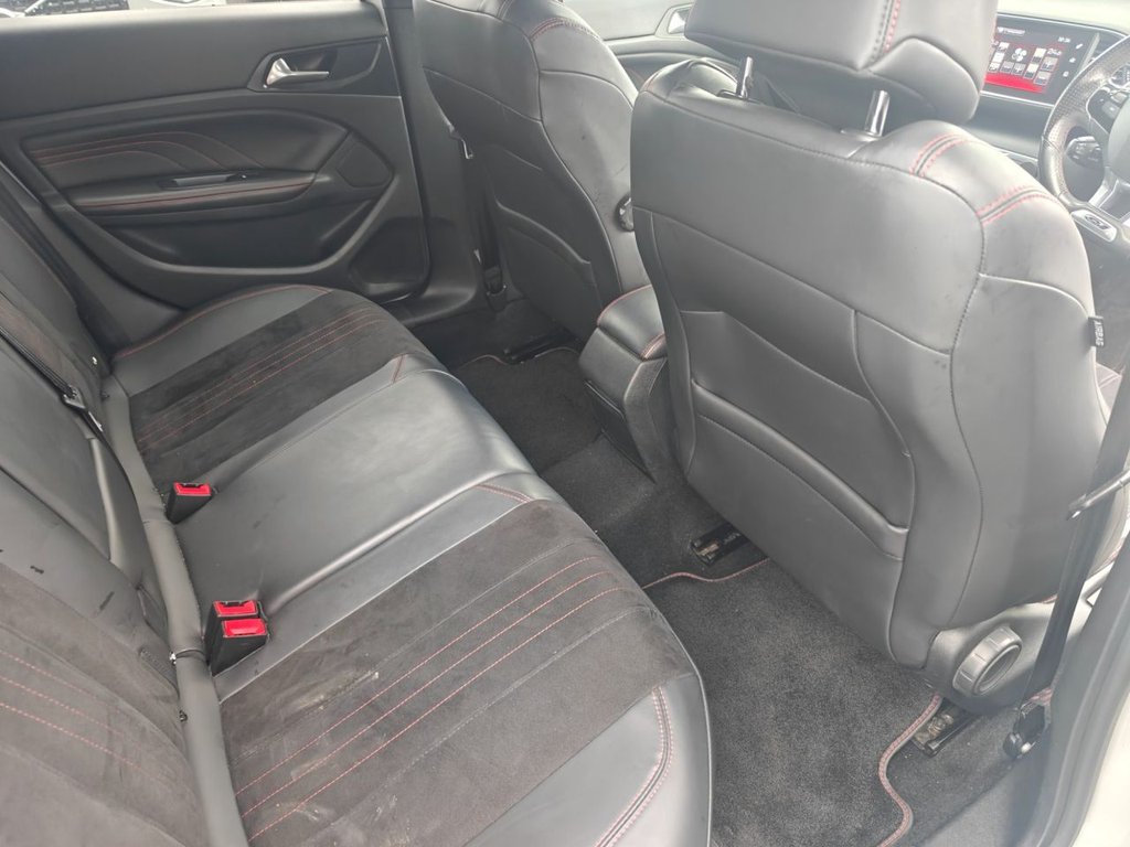 Used Peugeot 308 2017 for sale - 76711632: Photo 8