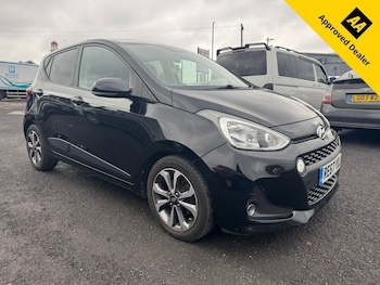 Used Hyundai i10 2018 for sale - 77512458: Photo