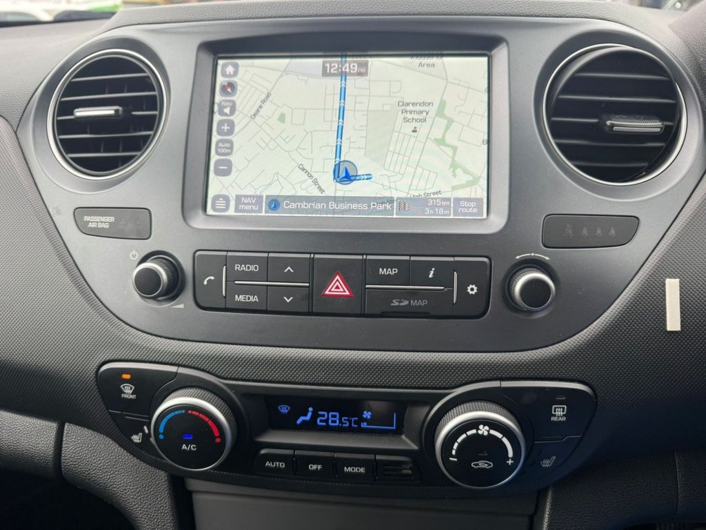 Used Hyundai i10 2018 for sale - 77512458: Photo 9