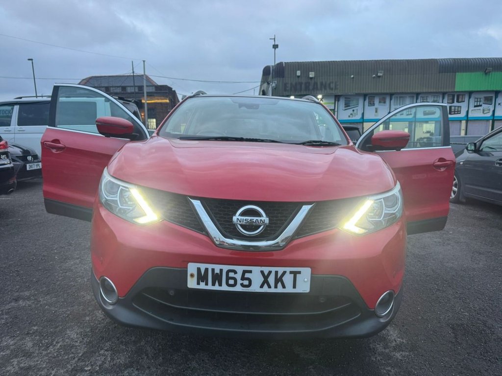 Used Nissan Qashqai 2015 for sale - 77372833: Photo 3