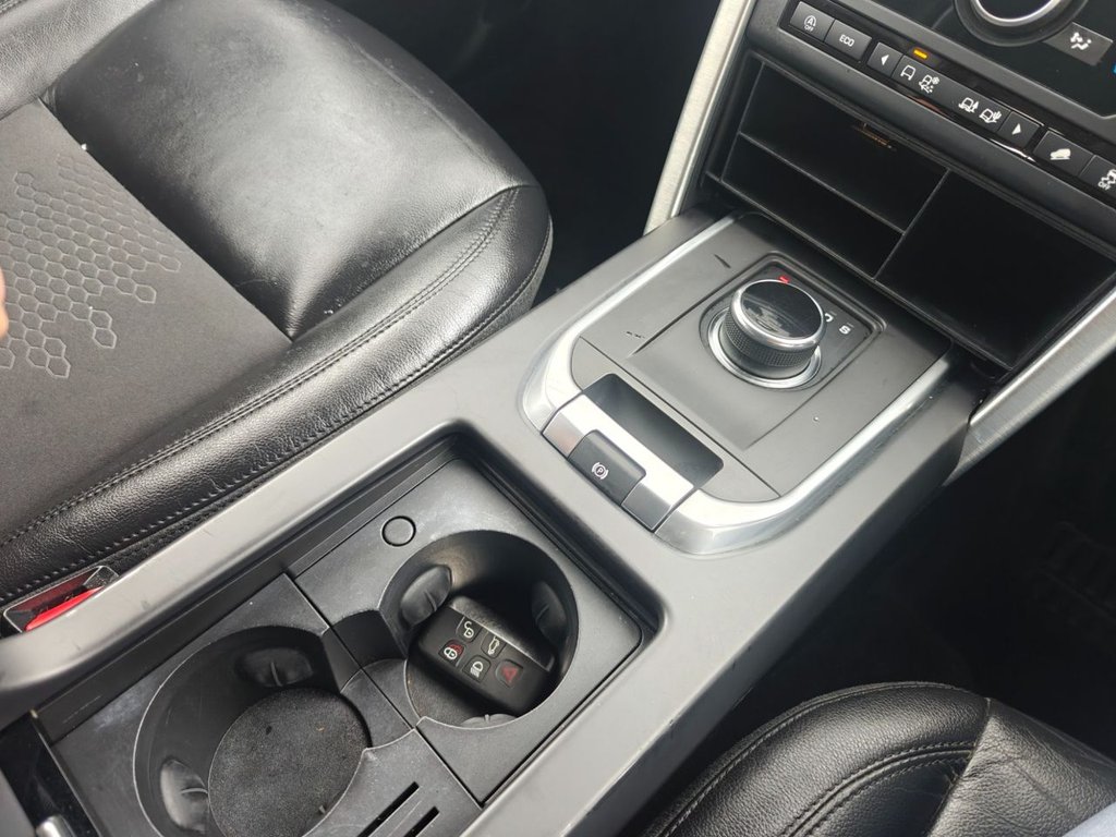 Used Land Rover Discovery Sport 2017 for sale - 78056307: Photo 9
