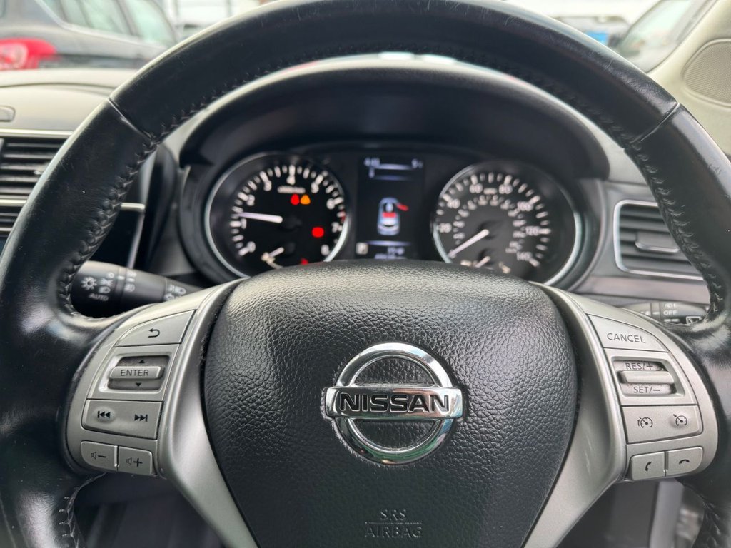 Used Nissan Pulsar 2015 for sale - 77101023: Photo 6