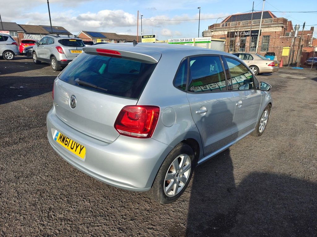 Used Volkswagen Polo 2012 for sale - 77315994: Photo 2