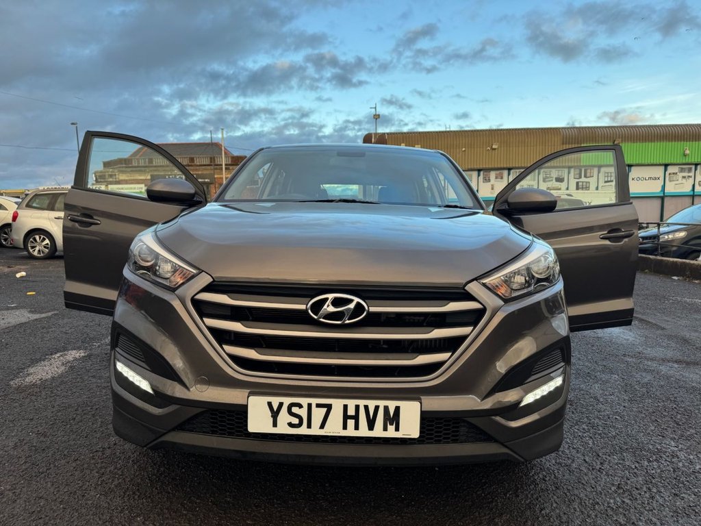 Used Hyundai TUCSON 2017 for sale - 76739878: Photo 3