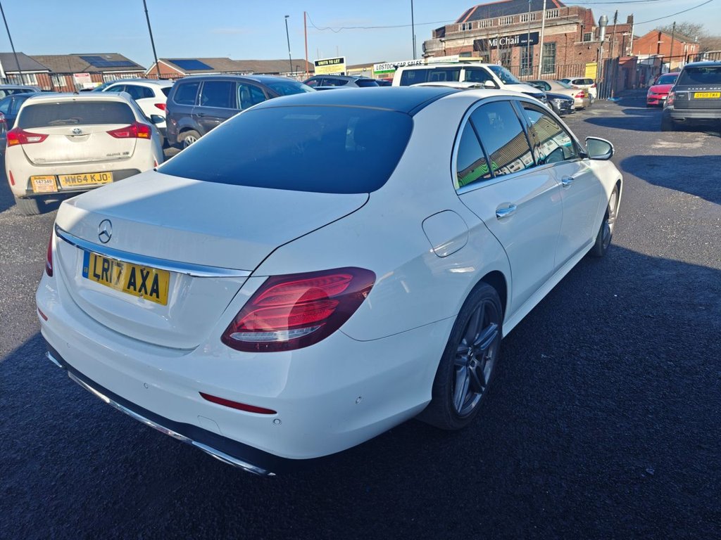 Used Mercedes-Benz E Class 2017 for sale - 77356119: Photo 2