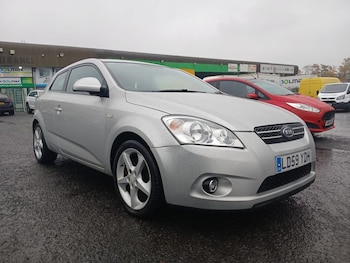 2009 (59) - 1.6 3 3dr