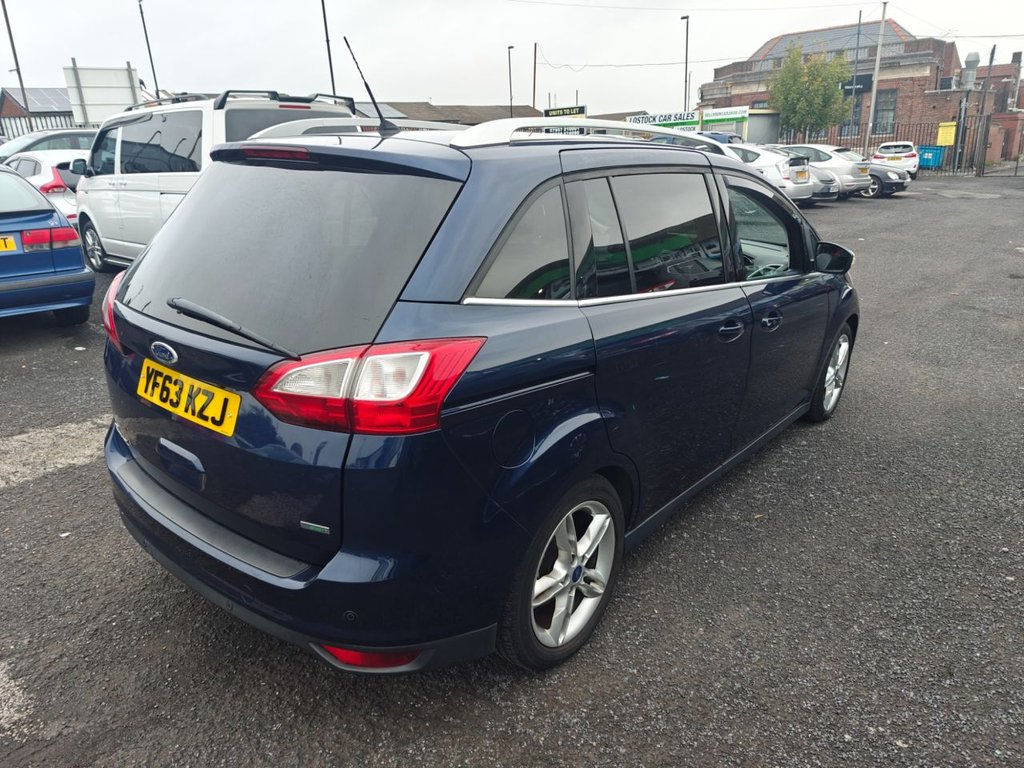 Used Ford Grand C-Max 2013 for sale - 76190781: Photo 2