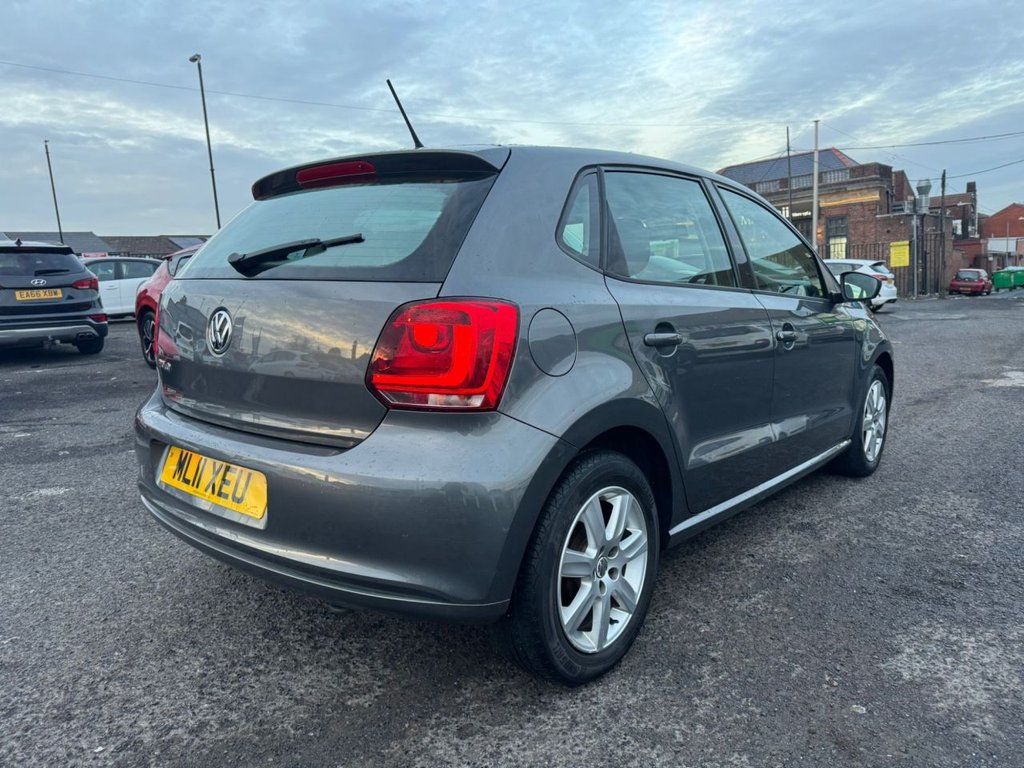 Used Volkswagen Polo 2011 for sale - 77153190: Photo 2