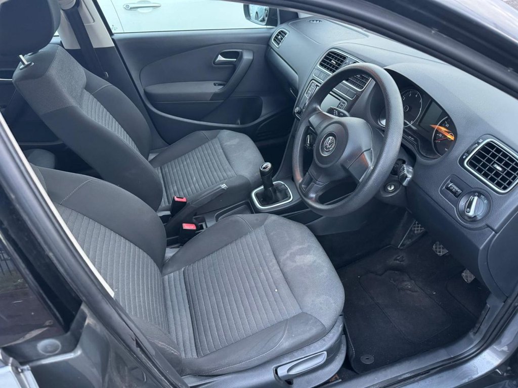 Used Volkswagen Polo 2011 for sale - 77153190: Photo 4