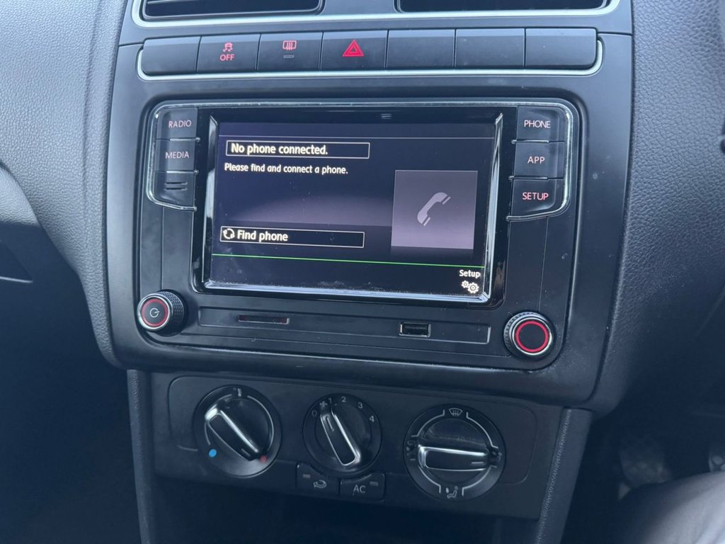 Used Volkswagen Polo 2011 for sale - 77153190: Photo 6