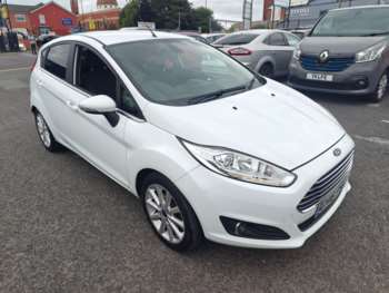 2016 (16) - 1.0T EcoBoost Titanium Hatchback 5dr Petrol Manual Euro 6 (s/s) (100 ps)
