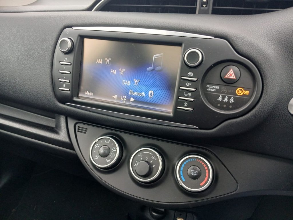 Used Toyota Yaris 2018 for sale - 76855126: Photo 14