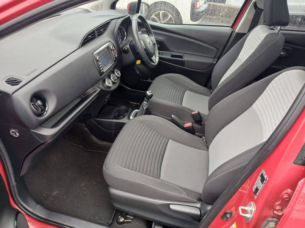 Used Toyota Yaris 2018 for sale - 76855126: Photo 15