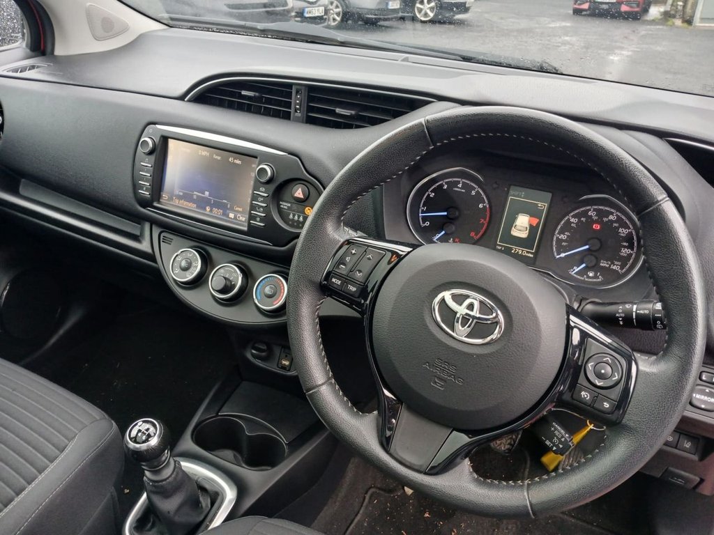 Used Toyota Yaris 2018 for sale - 76855126: Photo 4