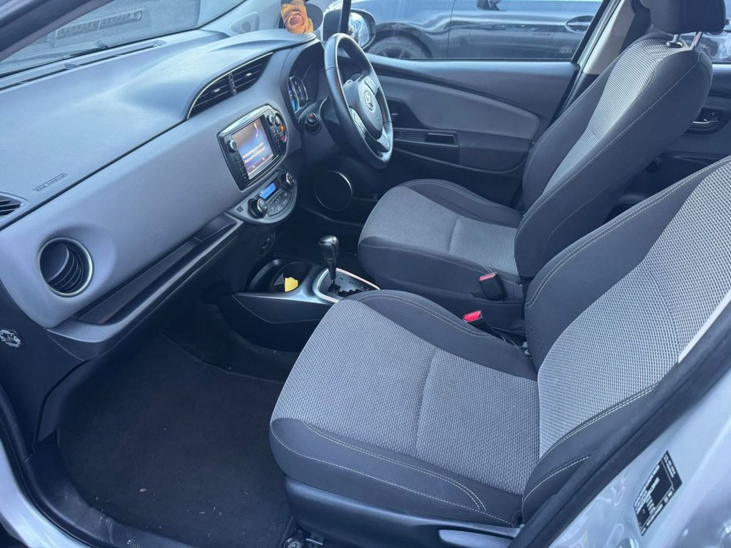 Used Toyota Yaris 2014 for sale - 77263468: Photo 16