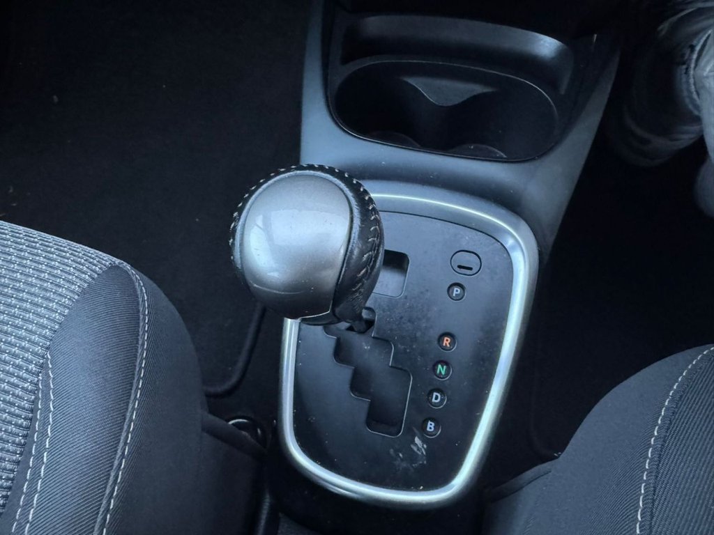 Used Toyota Yaris 2014 for sale - 77263468: Photo 6