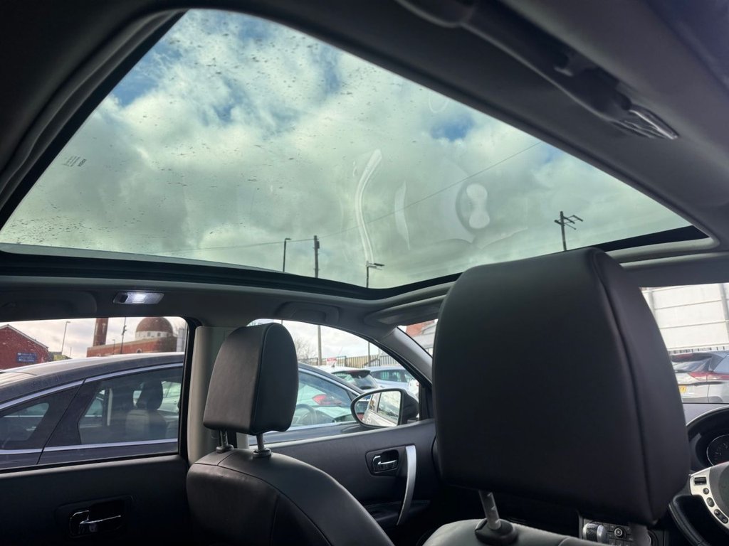 Used Nissan Qashqai 2010 for sale - 77654596: Photo 9