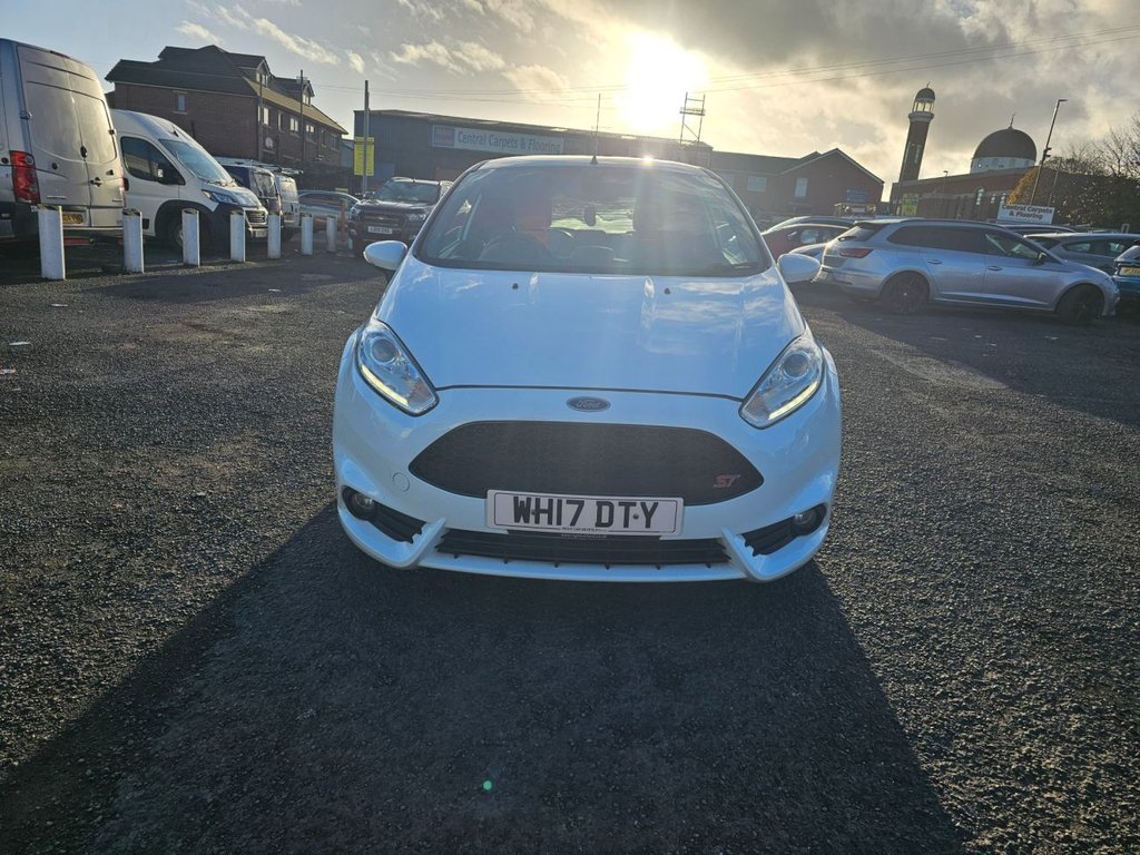 Used Ford Fiesta 2017 for sale - 76523314: Photo 3