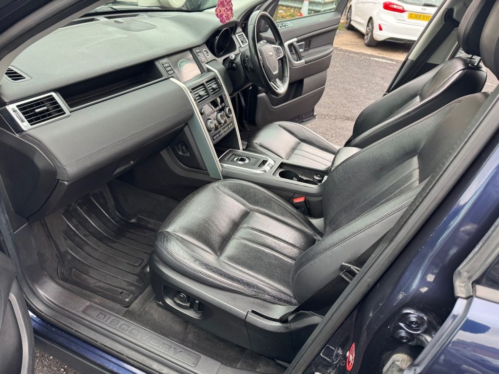 Used Land Rover Discovery Sport 2017 for sale - 76430392: Photo 15