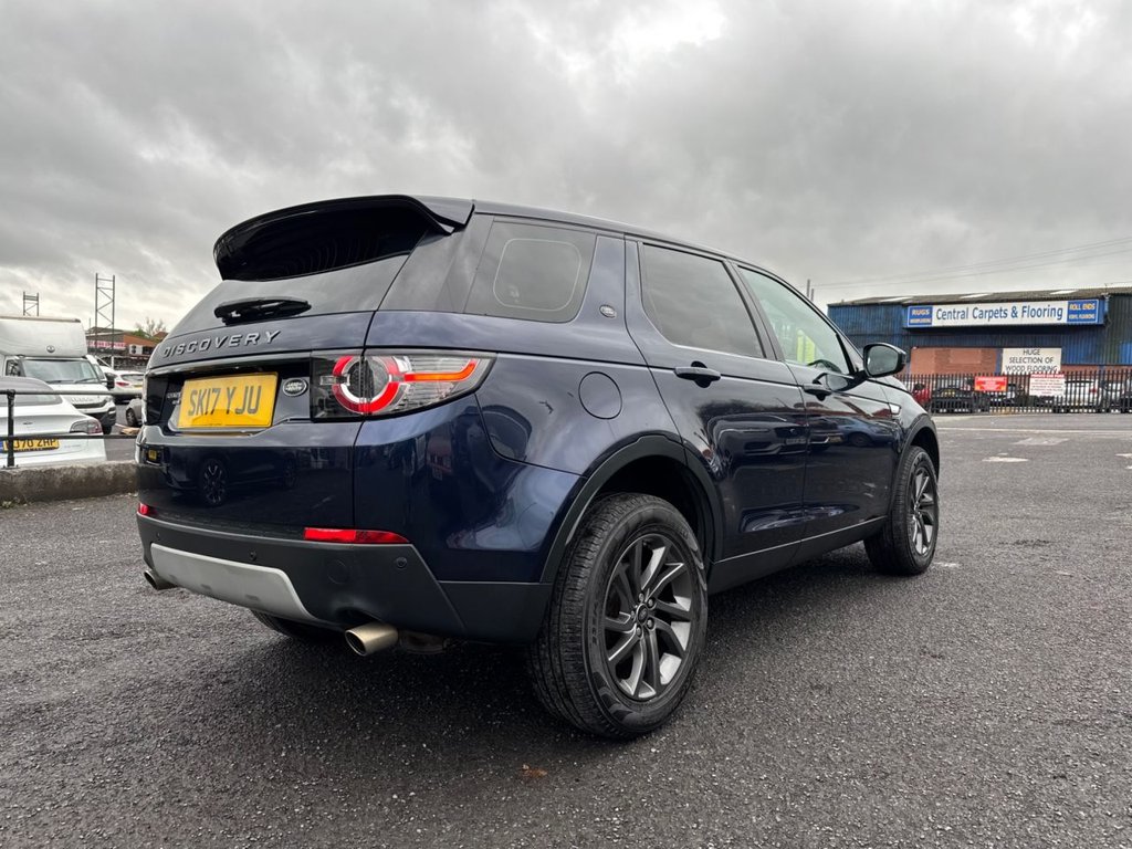 Used Land Rover Discovery Sport 2017 for sale - 76430392: Photo 2