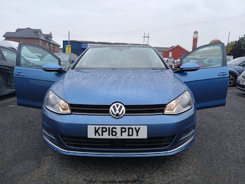 Used Volkswagen Golf 2016 for sale - 75929675: Photo